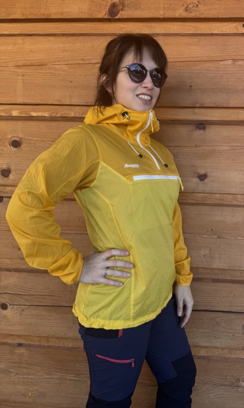 Dámská Žlutá větrovka Bergans of Norway, vel. S